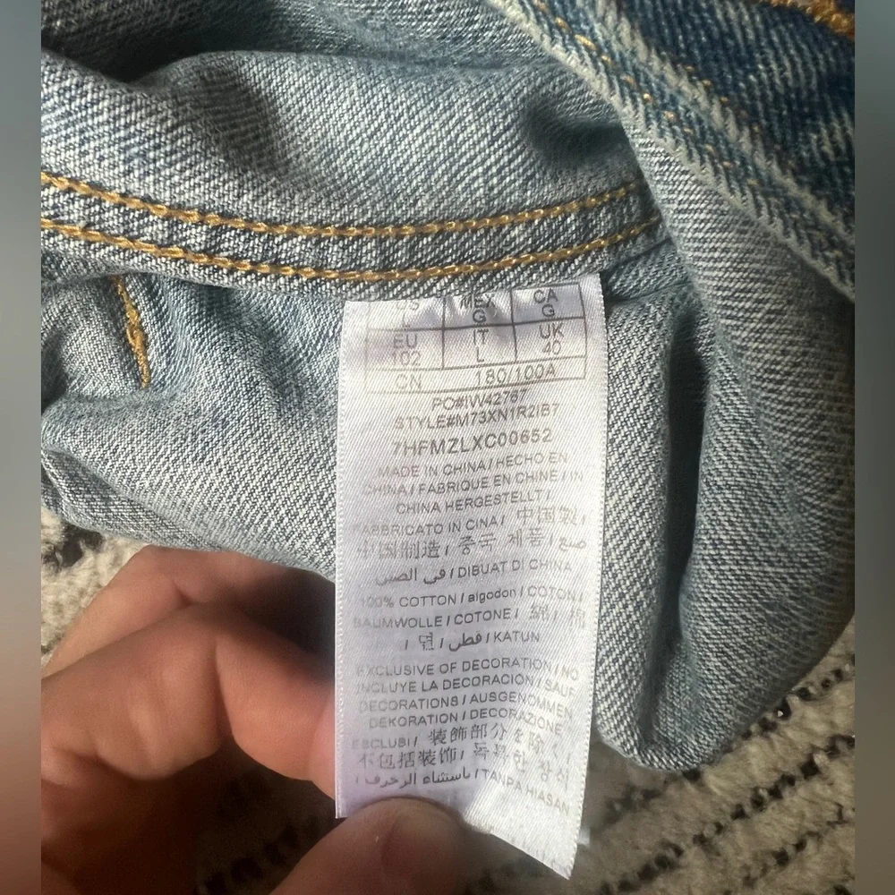 Vintage 1980’s Guess Blue Denim Jacket - Picture 10 of 11